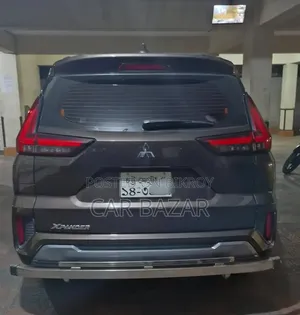 Mitsubishi Xpander Ultimate 2022 Brown