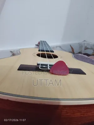 Yamaha 26 inch ukulele