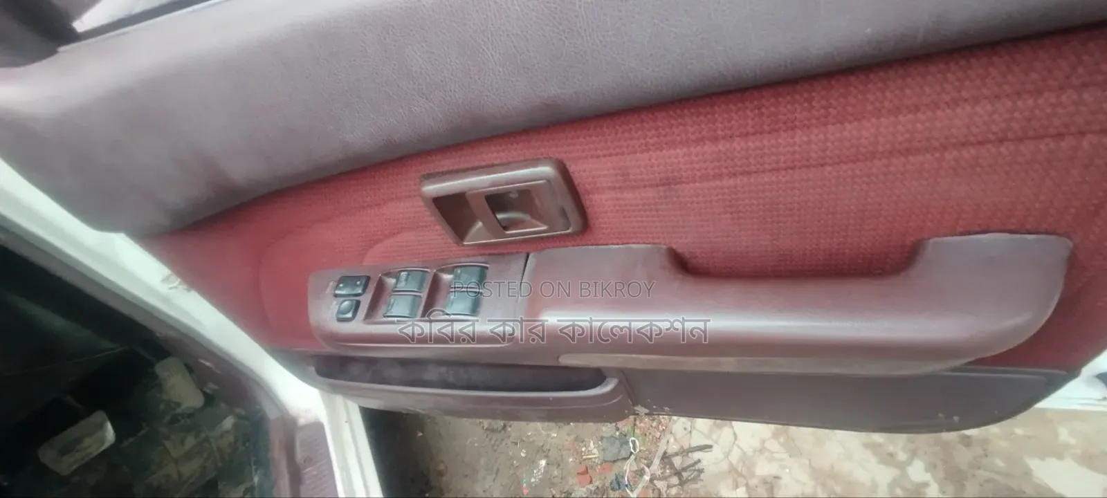 টয়োটা করোলা ১৯৯০ সাদা