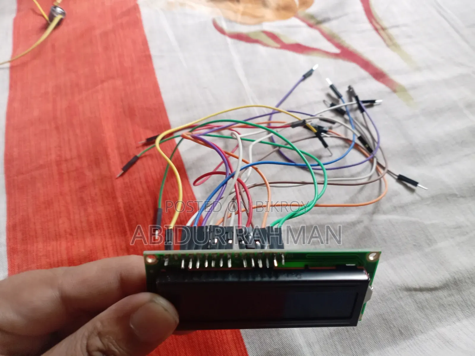 আরডুইনো + অন্যান্য পার্টস।