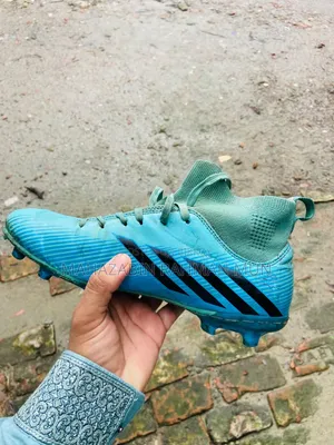 নাম: Adidas High Neck Football Boot সাইজ: ৪২