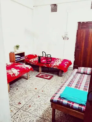 সিট ভাড়া ধানমন্ডি ১৫ স্টাফ কোয়ার্টার মোড়