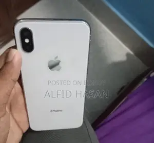Apple iPhone X 64 GB White