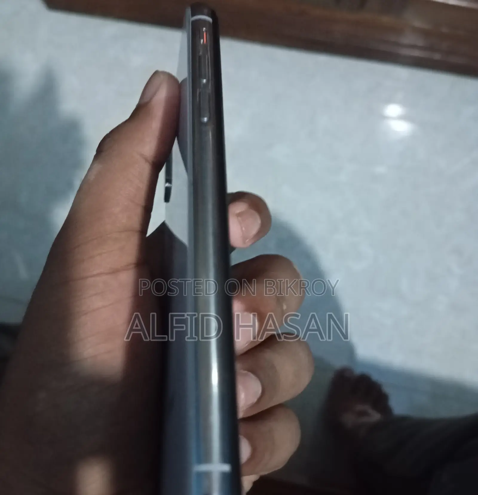 Apple iPhone X 64 GB White