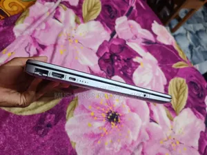 New Laptop HP 250 G8 8GB Intel Core I3 SSD 512GB