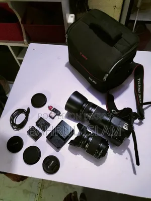 Canon Eos 100d Body
Canon Ef-S 18-55mm Zoom Lens 75-300mm