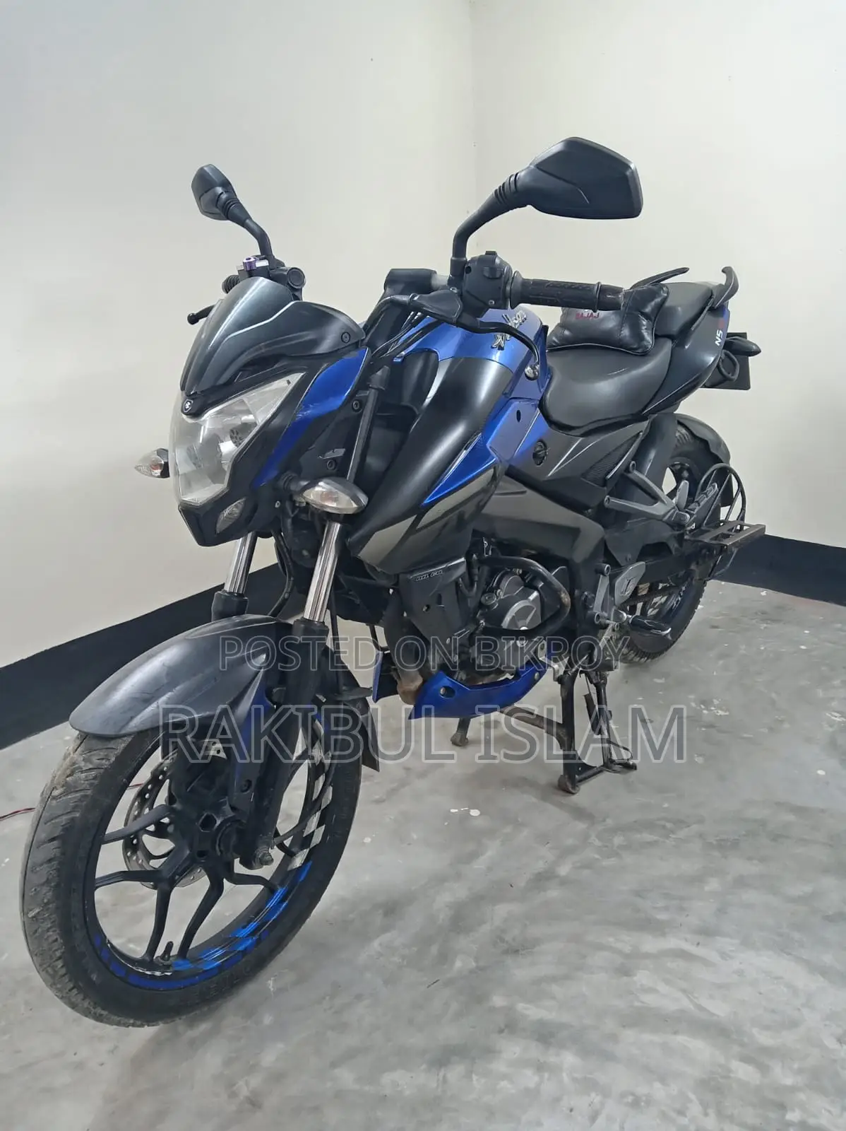 Bajaj Pulsar NS 160 2018 Blue