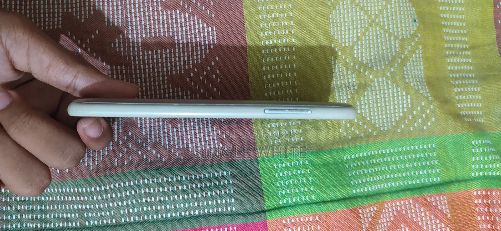 স্যামসাং গ্যালাক্সি জে২ ৮ জিবি গোল্ড