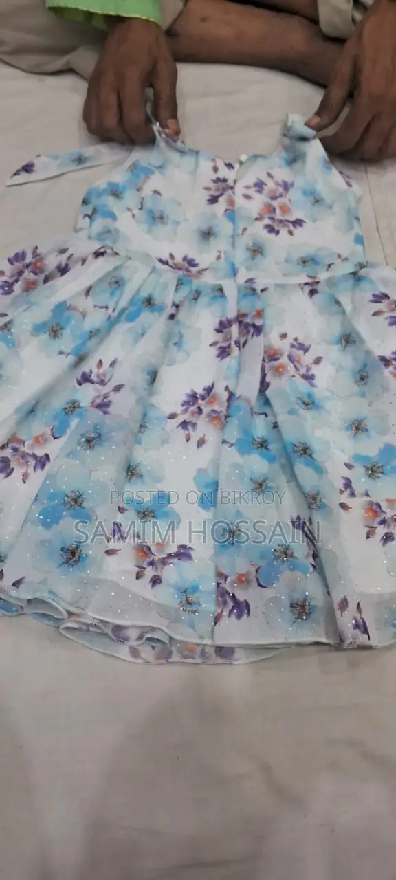 প্রিমিয়াম জর্জেট পার্টিওয়্যার বেবি ফ্রক – গর্জিয়াস ডিজাইন (২-৭ বছর)
