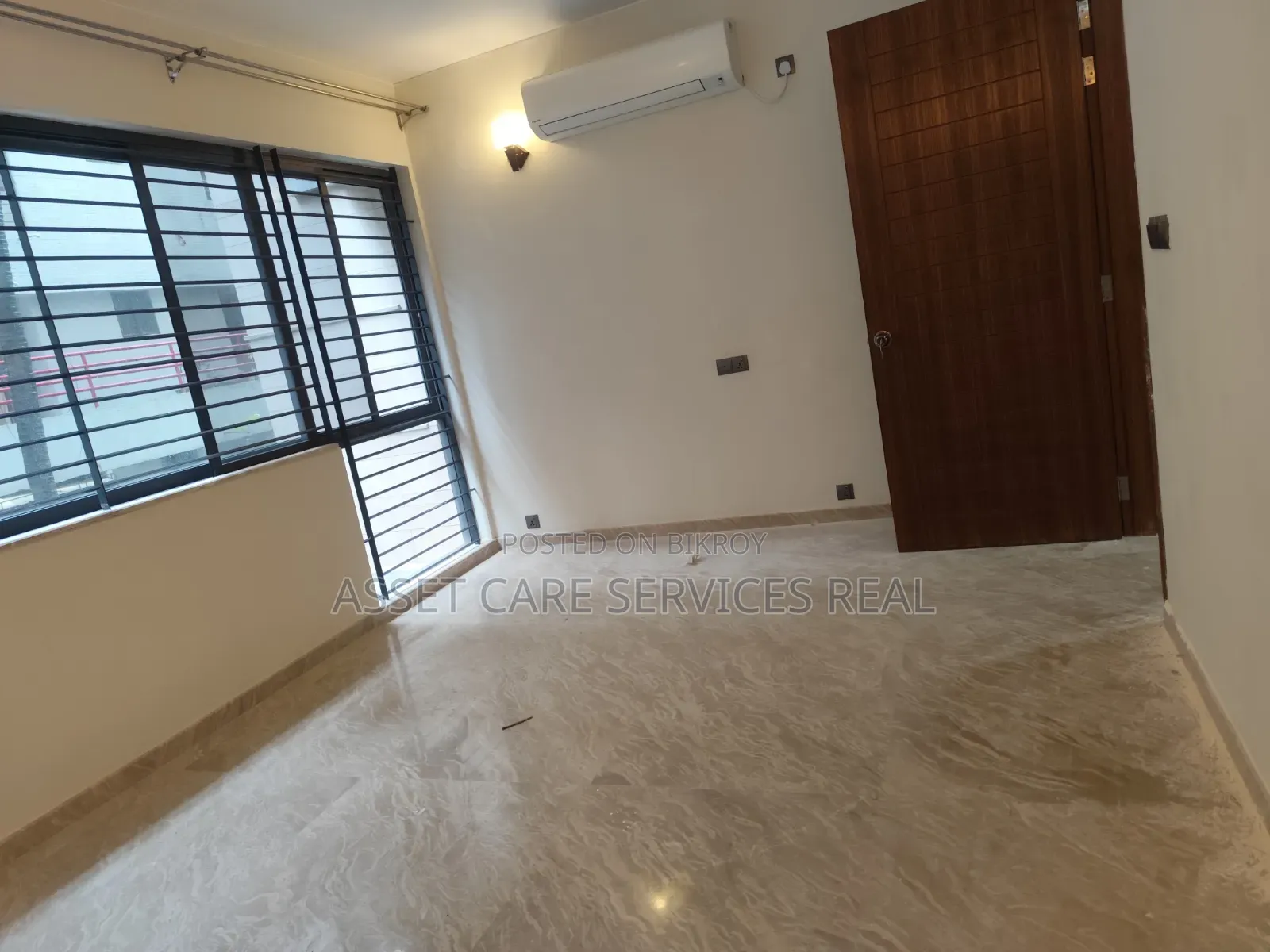 শান্তা, গুলশানে ৪ বেডরুমের অ্যাপার্টমেন্ট ভাড়ার জন্য