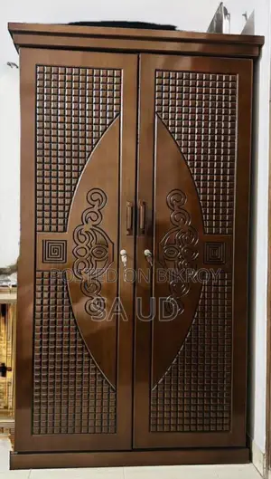 আলমারি ক্যাবিনেট