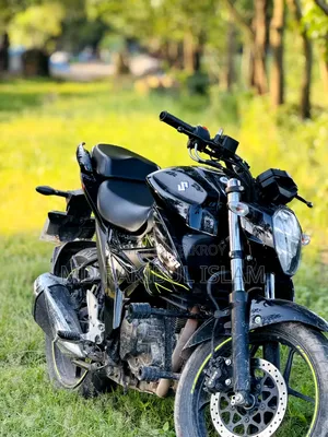 সুজুকি জিক্সার এফআই এবিএস ২০২৪ কালো