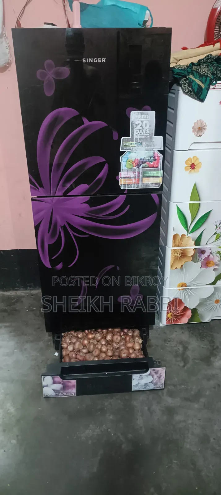 Singer Fridge