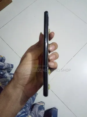Samsung Galaxy A30 64 GB Black