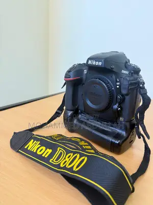 Nikon D800 (Sc: 23,088)