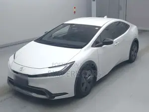 Toyota Prius 2023 Pearl