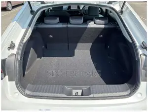 Toyota Prius 2023 Pearl