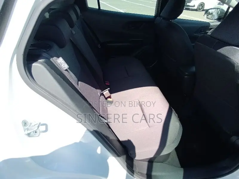 Toyota Prius 2023 Pearl