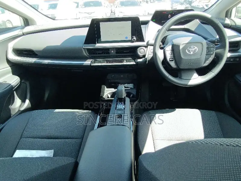 Toyota Prius 2023 Pearl
