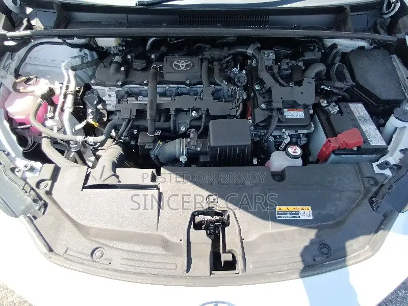 Toyota Prius 2023 Pearl