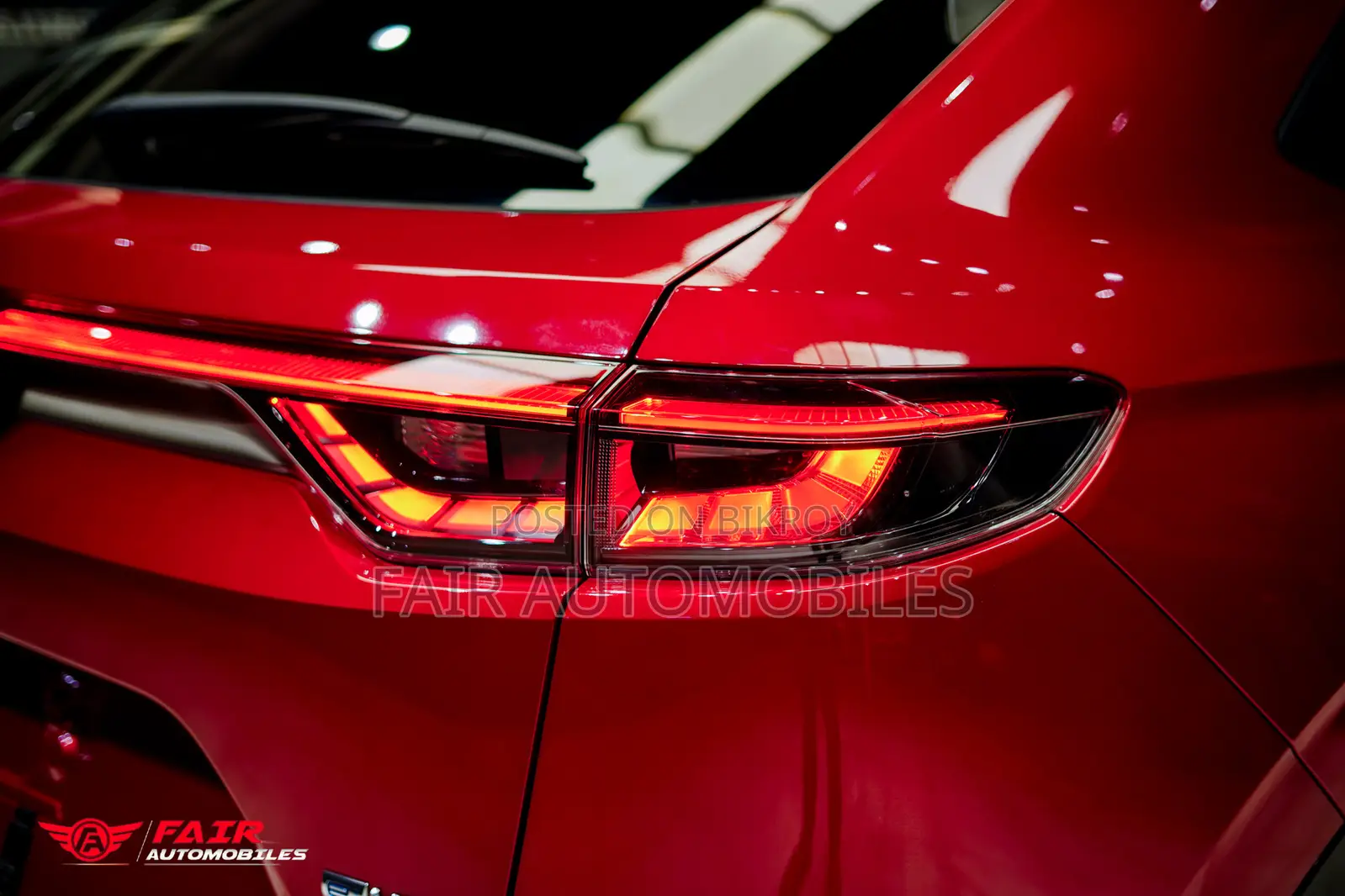 Honda Vezel 1.5 Hybrid 2WD 2021 Red