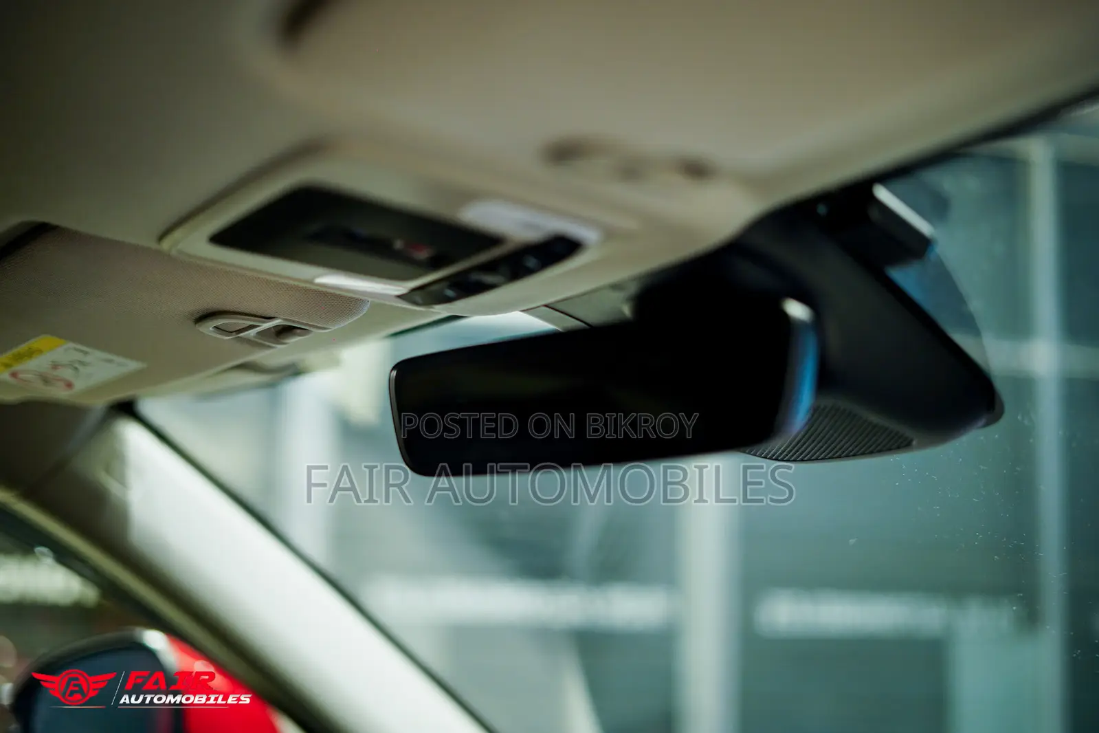 Honda Vezel 1.5 Hybrid 2WD 2021 Red