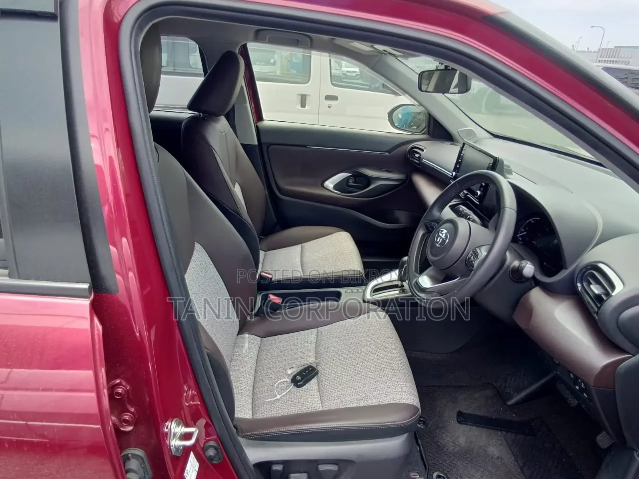 Toyota Yaris Cross 2022 Red