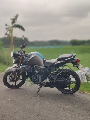 ইয়ামাহা এফজেড ২০১৭ গ্রে