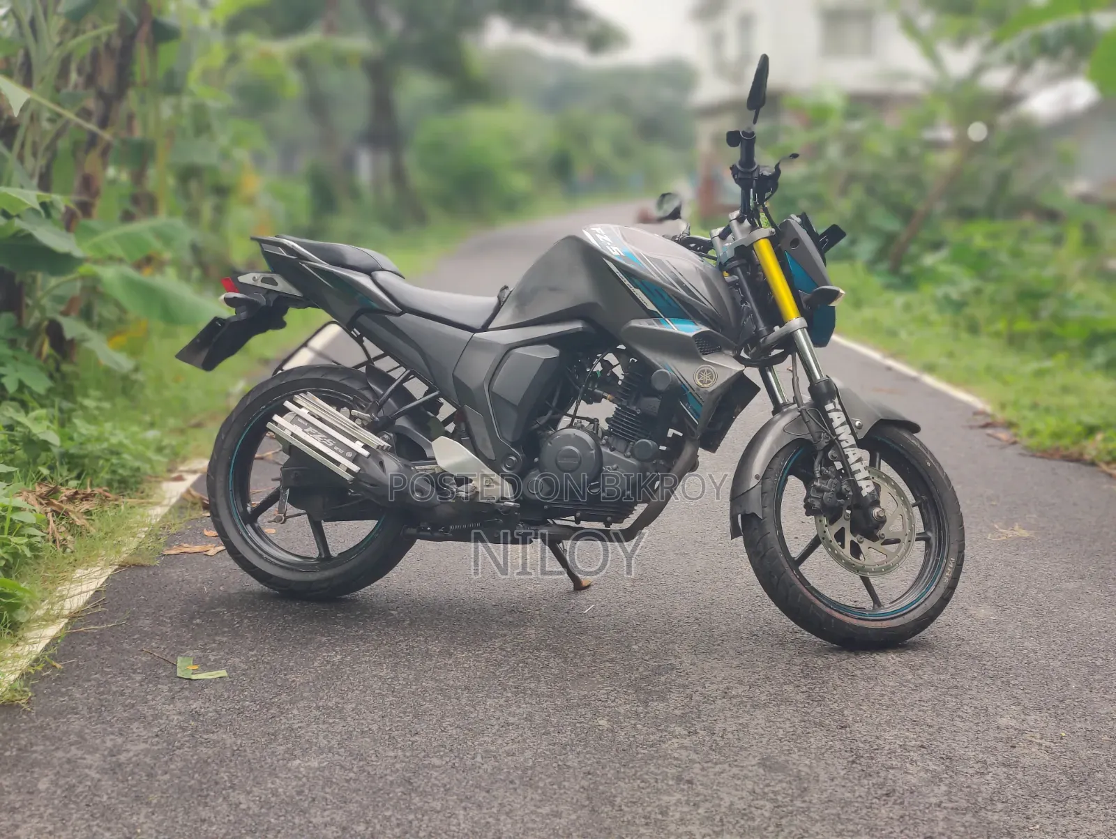 Yamaha FZ 2017 Gray