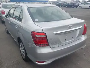 Toyota Axio 2021 Silver