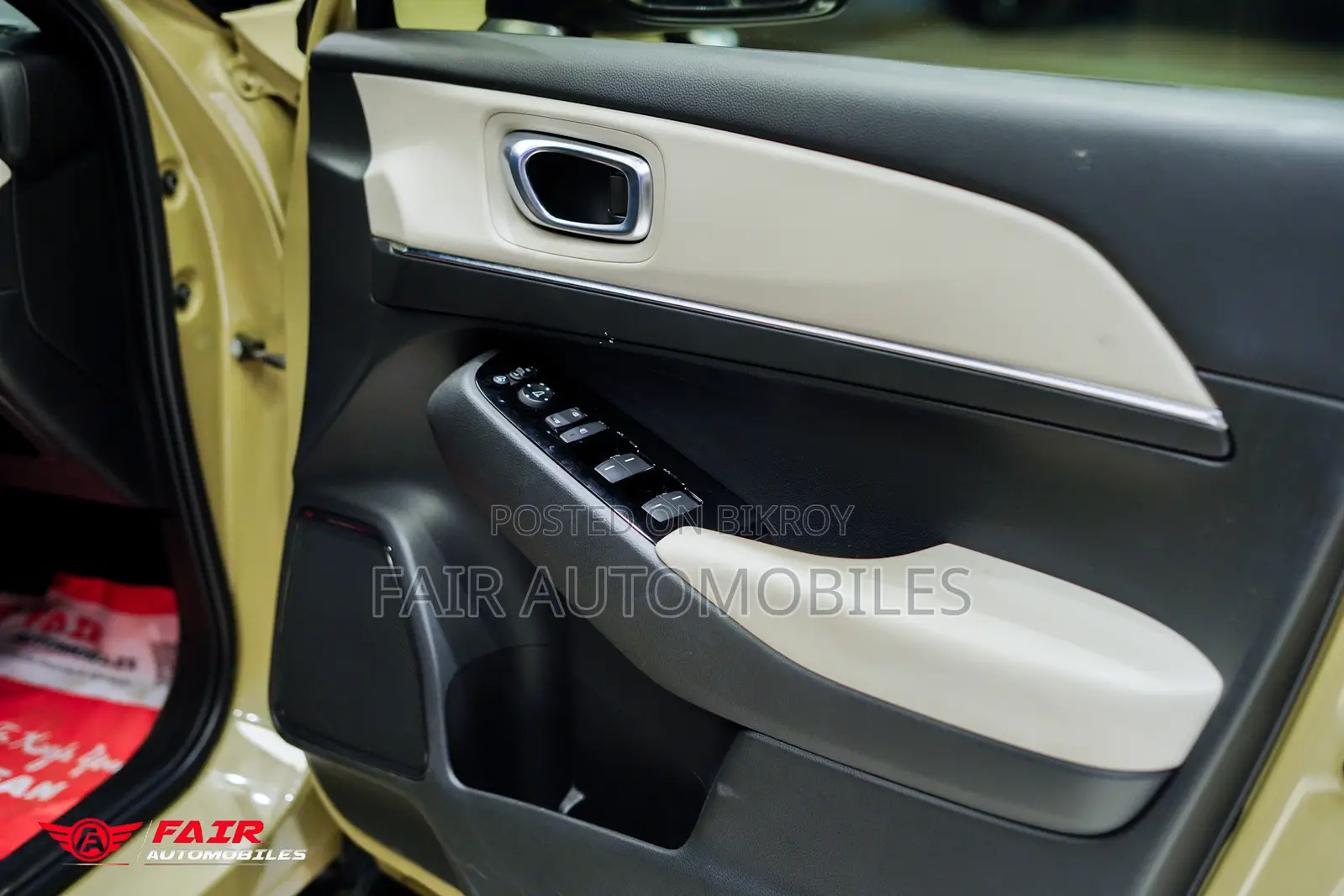 Honda Vezel 2022 Beige