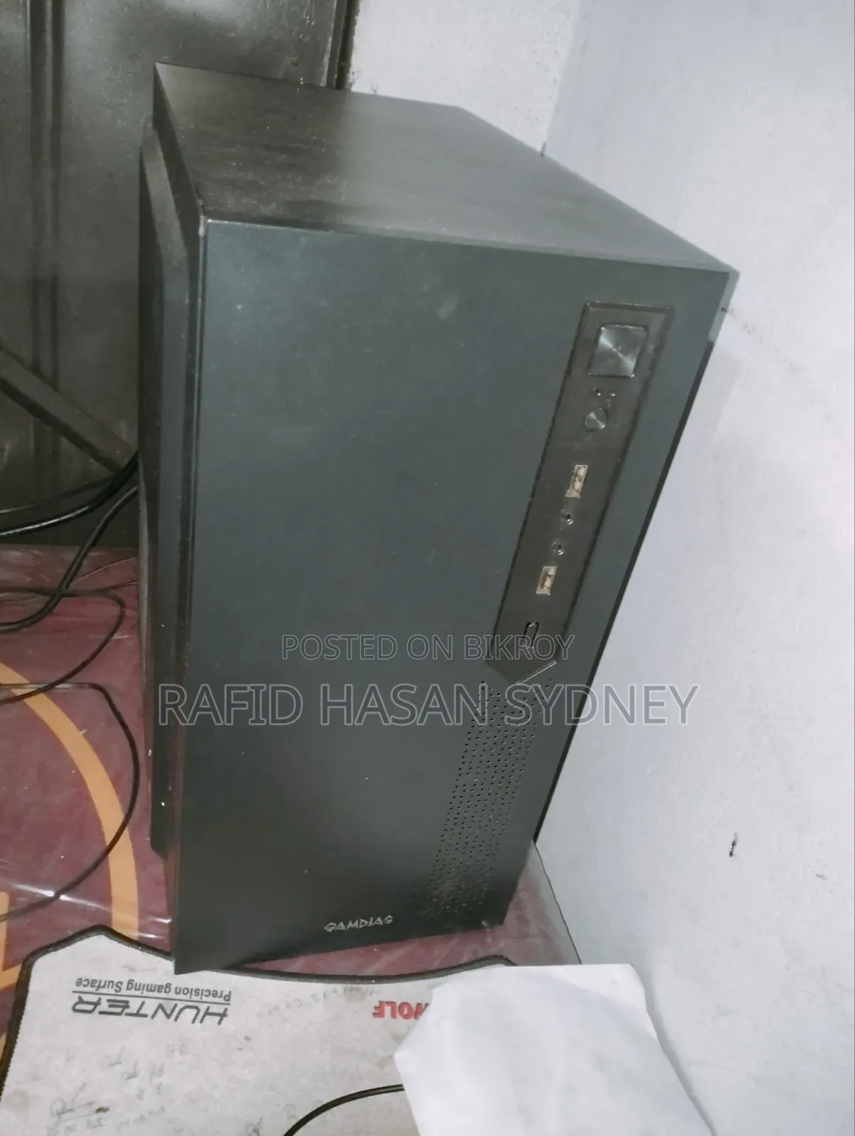 Desktop Computer 8GB Intel Core I3 HDD+SSD 750GB