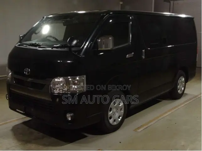 Toyota HiAce 2021 Black