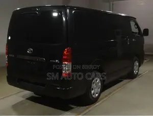 Toyota HiAce 2021 Black
