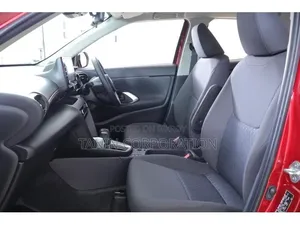 Toyota Yaris Cross 2021 Red