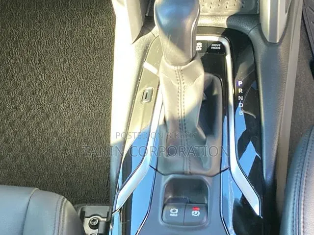 Toyota Corolla Cross 2022 Brown