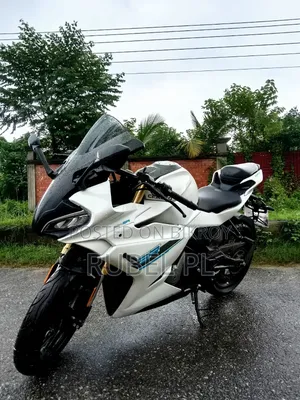 CFMoto 250SR 2026 সাদা
