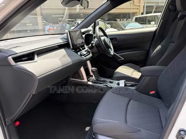 Toyota Corolla Cross 2022 Brown
