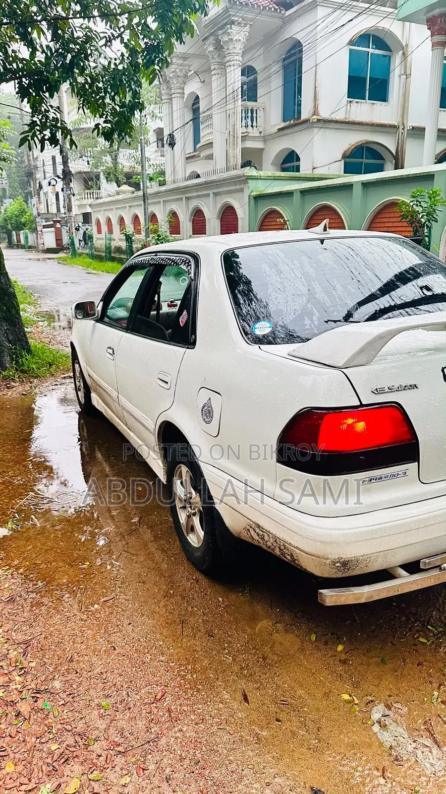 Toyota Corolla 1997 White