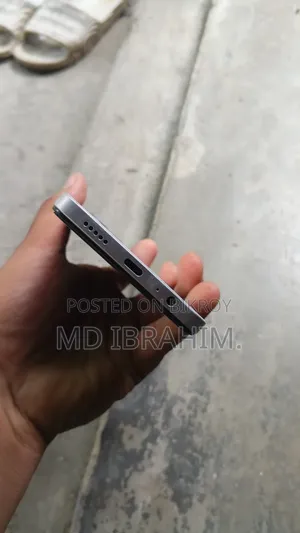 Vivo Y19s Pro 128 GB White