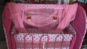 বাচ্চাদের দোলনা