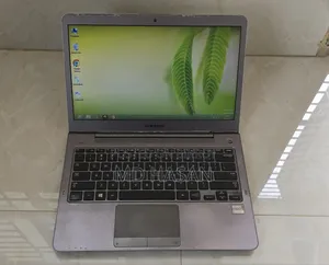 ল্যাপটপ Samsung NP535U3C 4GB AMD A4 SSD 512GB