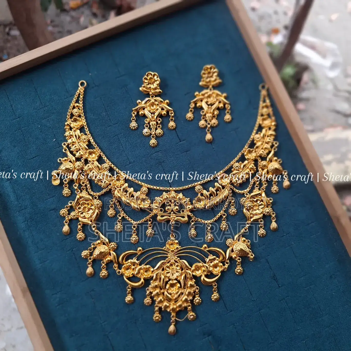 Gold Plate Necklace Set