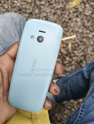 নোকিয়া ৩৩১০ গ্রিন