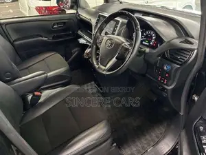 টয়োটা নোয়া ২০২১ ব্ল্যাক