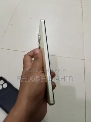 New Realme C53 128 GB Gold