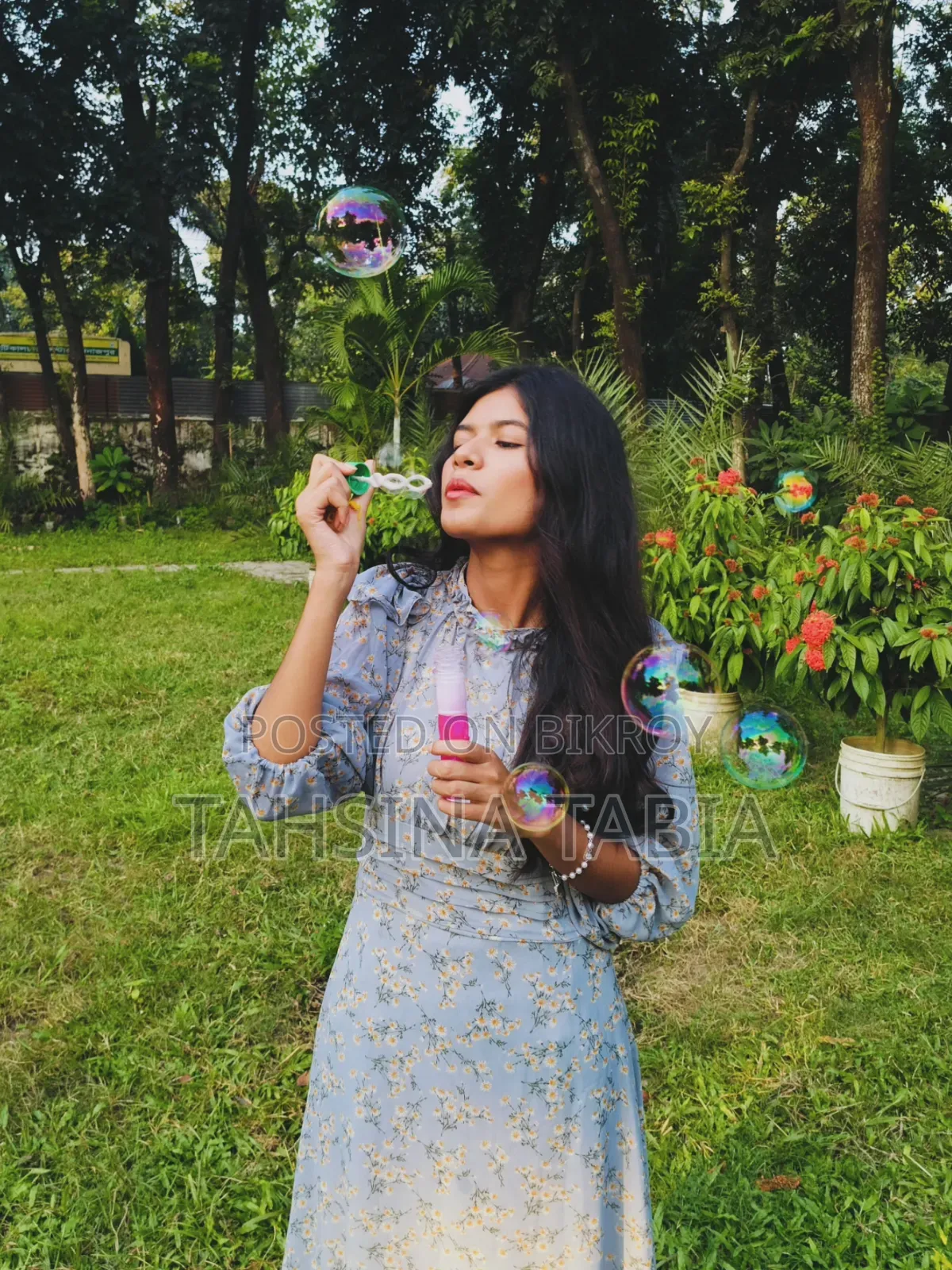 বার্থডে গাউন