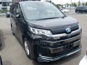 Toyota Noah 2024 Black