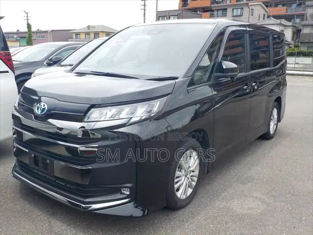 Toyota Noah 2024 Black