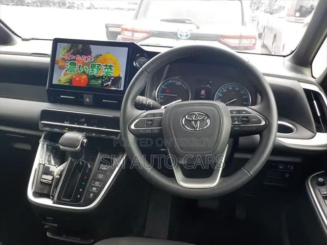Toyota Noah 2024 Black